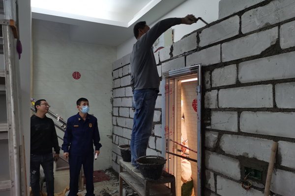 揭陽市成立700支“拆窗砌墻”施工隊(duì)全力推進(jìn)“三合一”消防安全整治工作 揭陽市成立700支“拆窗砌墻”施工隊(duì)全力推進(jìn)“三合一”消防安全整治工作